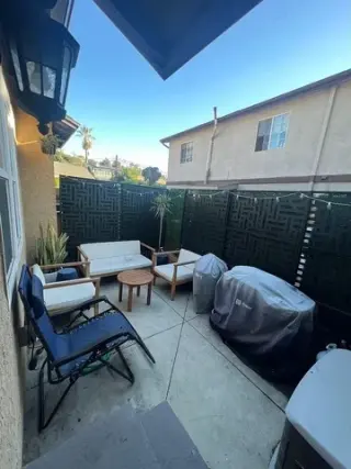 Home...Los Angeles, CA