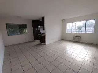 APT DE 1 REC EN N. HOLLYWOOD