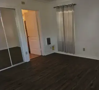 ESTUDIO EN L.A. EN RENTA