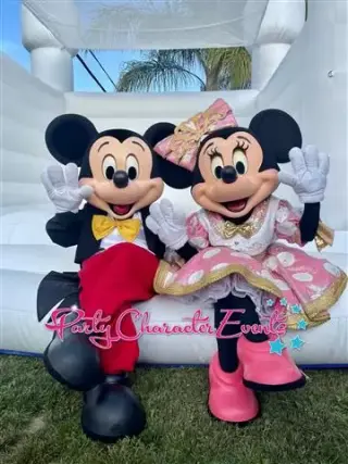 PERSONAJES PARA FIESTAS
