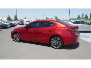 2018  Mazda3 4-Door Sport