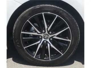 2024 Toyota Camry SE Sedan 4D