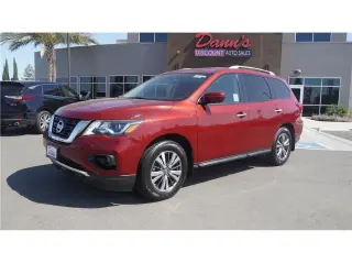 2018 Nissan Pathfinder SV