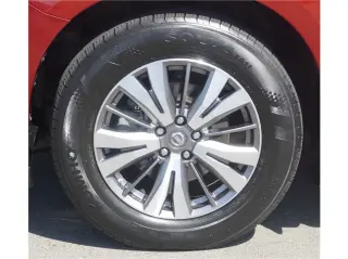 2018 Nissan Pathfinder SV