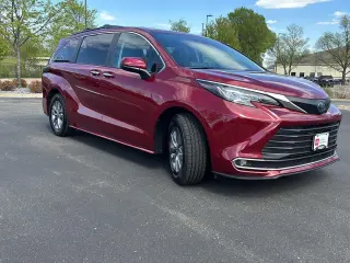 Gold Certified 2023 Toyota Sienna XLE