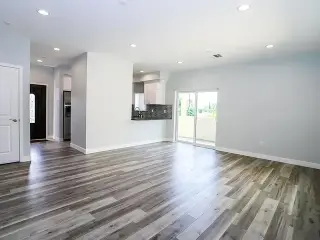 2 bedroom Apt in James M Wood