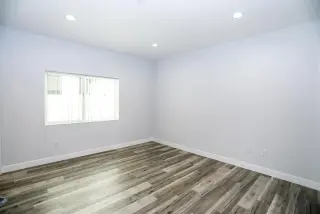 2 bedroom Apt in James M Wood