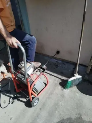 PLOMERO LATINO EN LOS ANGELES