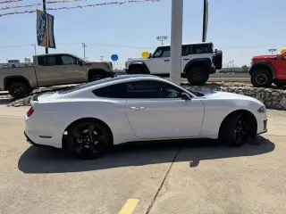 Ford Mustang 2021 EcoBoost 2dr Fastback