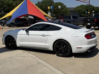 Ford Mustang 2021 EcoBoost 2dr Fastback