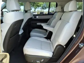 Hyundai SANTA FE 2025 Calligraphy 4dr SUV