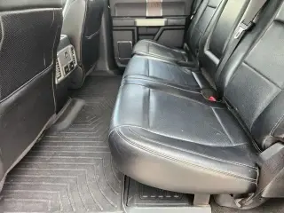 Ford F-250 Super Duty 2017 4x4 King Ranch 4dr Crew Cab 6.8 ft. SB Pickup