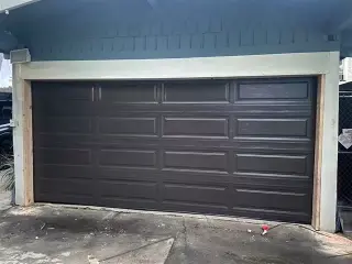 Roll up garage door