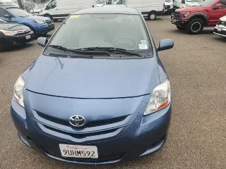 Toyota Yaris 2008 S 4dr Sedan 5M