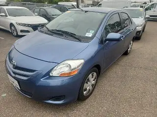 Toyota Yaris 2008 S 4dr Sedan 5M