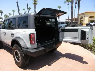 Ford Bronco 2022 4x4 Base Advanced 4dr SUV