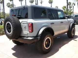Ford Bronco 2022 4x4 Base Advanced 4dr SUV