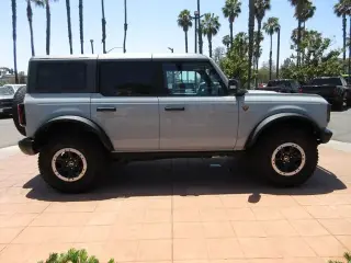 Ford Bronco 2022 4x4 Base Advanced 4dr SUV