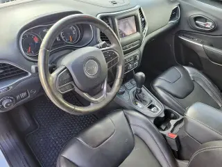 Jeep Cherokee 2019 4x4 Altitude 4dr SUV