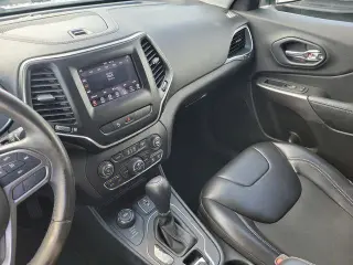 Jeep Cherokee 2019 4x4 Altitude 4dr SUV