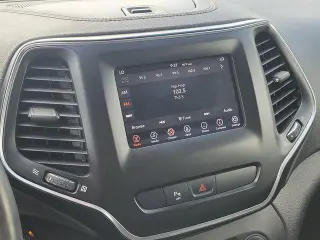Jeep Cherokee 2019 4x4 Altitude 4dr SUV