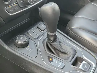 Jeep Cherokee 2019 4x4 Altitude 4dr SUV