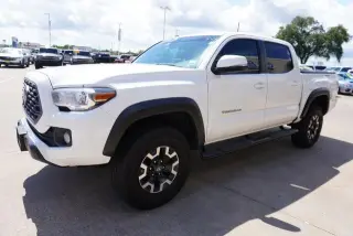 Toyota Tacoma 2023 4x4 TRD Sport 4dr Double Cab 5.0 ft SB 6M