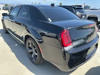Chrysler 300 2022 Touring L 4dr Sedan