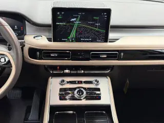 Lincoln Aviator 2022 AWD Standard 4dr SUV