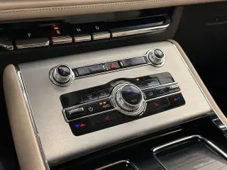 Lincoln Aviator 2022 AWD Standard 4dr SUV