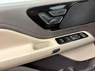 Lincoln Aviator 2022 AWD Standard 4dr SUV
