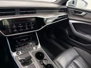 Audi A6 2024 AWD quattro Premium Plus 45 TFSI 4dr Sedan