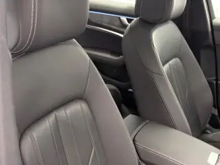Audi A6 2024 AWD quattro Premium Plus 45 TFSI 4dr Sedan