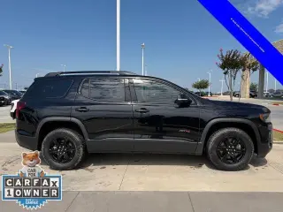 GMC Acadia 2023 4x4 AT4 4dr SUV