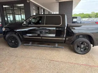 Ram 1500 2019 4x2 Limited 4dr Crew Cab 5.6 ft. SB Pickup