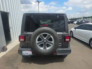 Jeep Wrangler Unlimited 2021 4x4 Sahara 4dr SUV