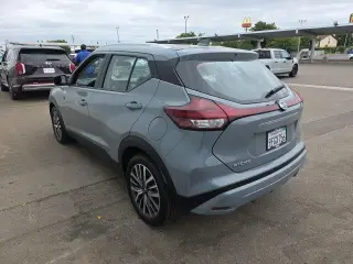 Nissan Kicks 2021 SV 4dr Crossover