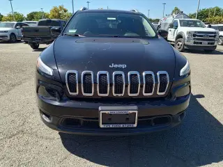 Jeep Cherokee 2018 Latitude Plus 4dr SUV