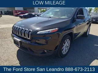 Jeep Cherokee 2018 Latitude Plus 4dr SUV