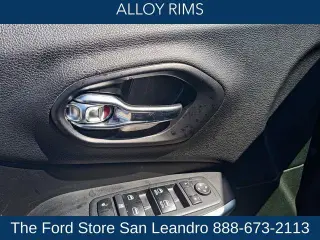 Jeep Cherokee 2018 Latitude Plus 4dr SUV