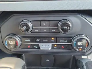 Ford Bronco 2023 4x4 Big Bend 4dr SUV