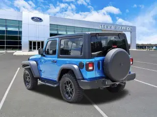 Jeep Wrangler 2024 4x4 Willys 2dr SUV