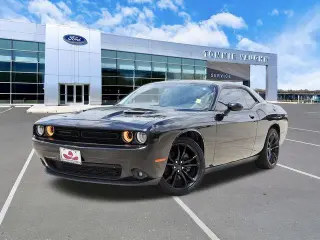Dodge Challenger 2016 SXT 2dr Coupe