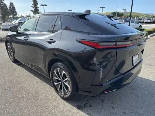 Lexus RZ 450e 2025 AWD Premium 4dr Crossover w/18 Inch Wheels