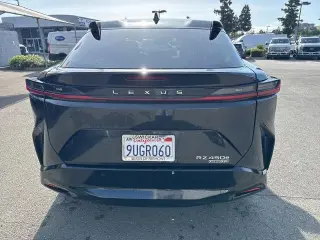 Lexus RZ 450e 2025 AWD Premium 4dr Crossover w/18 Inch Wheels