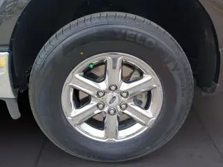 Ford F-150 2024 4x4 XLT 4dr SuperCrew 5.5 ft. SB