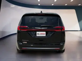 Chrysler Pacifica 2025 Select 4dr Mini-Van