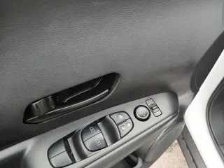 Nissan Kicks 2024 S 4dr Crossover