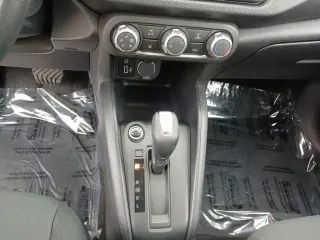 Nissan Kicks 2024 S 4dr Crossover
