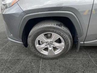 Toyota RAV4 2023 XLE 4dr SUV